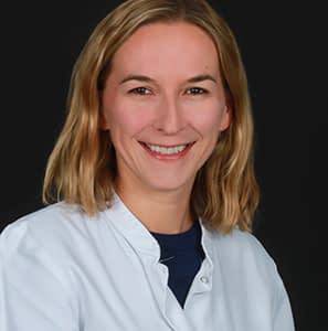 Dr. Bettina Heidecker