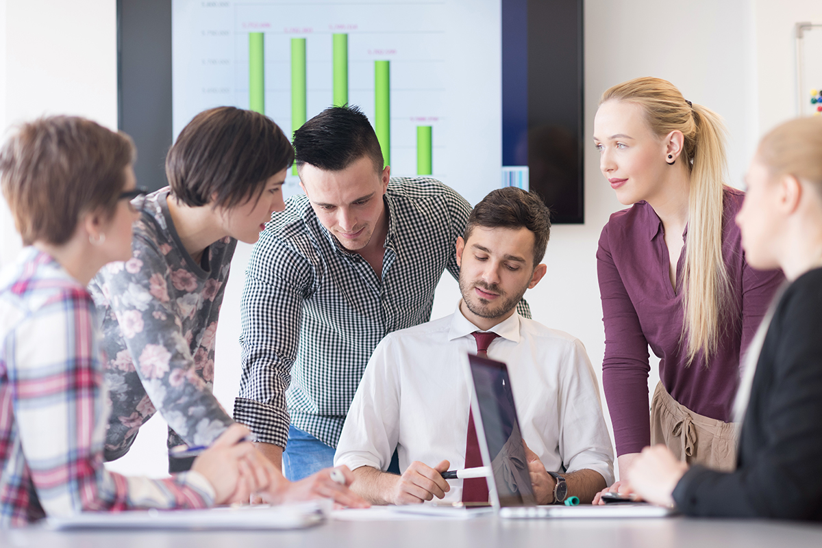 Startup,Business,,Young,Creative,People,Group,Brainstorming,On,Meeting,At